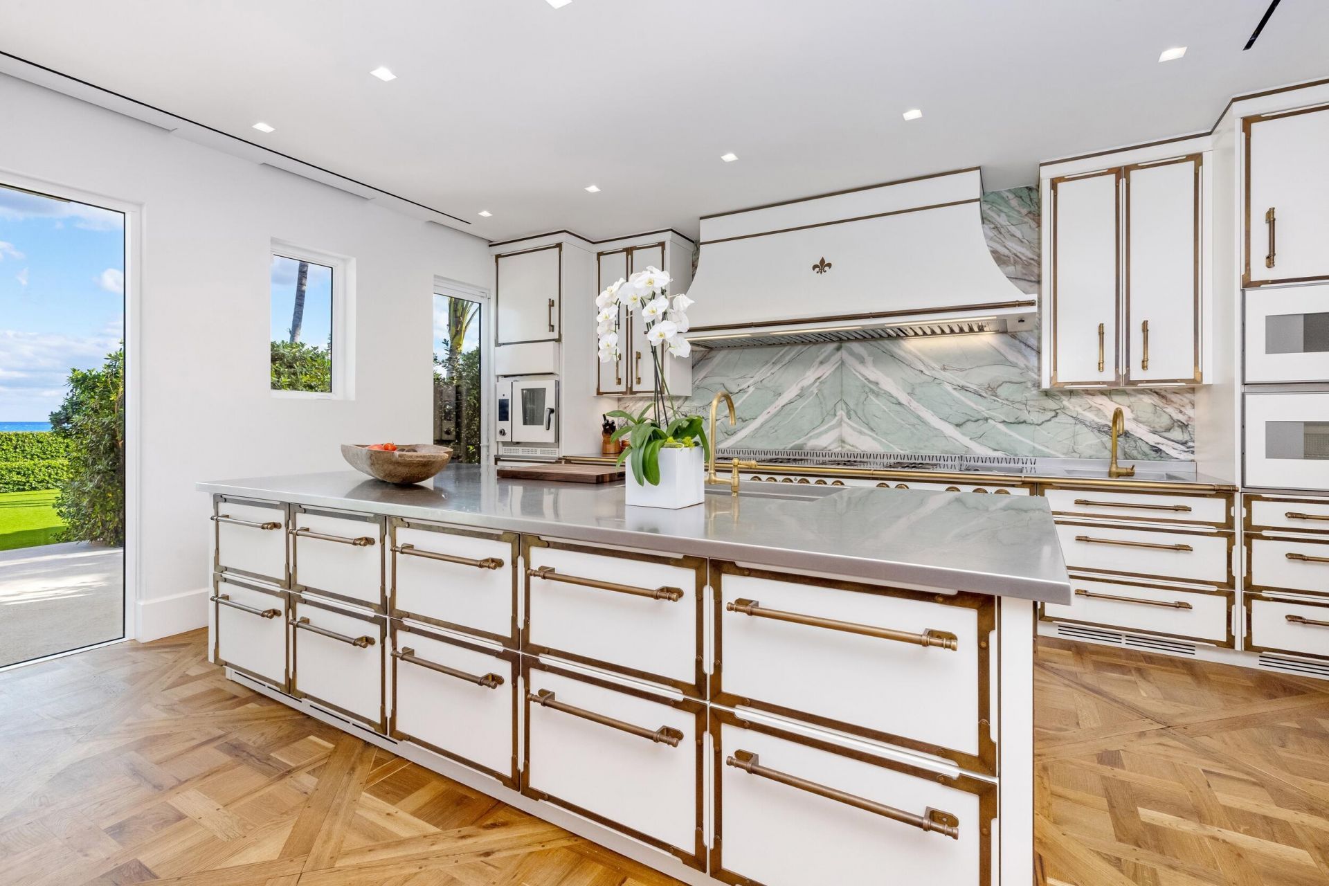 680 S Ocean Boulevard, Palm Beach, FL 33480 Photo