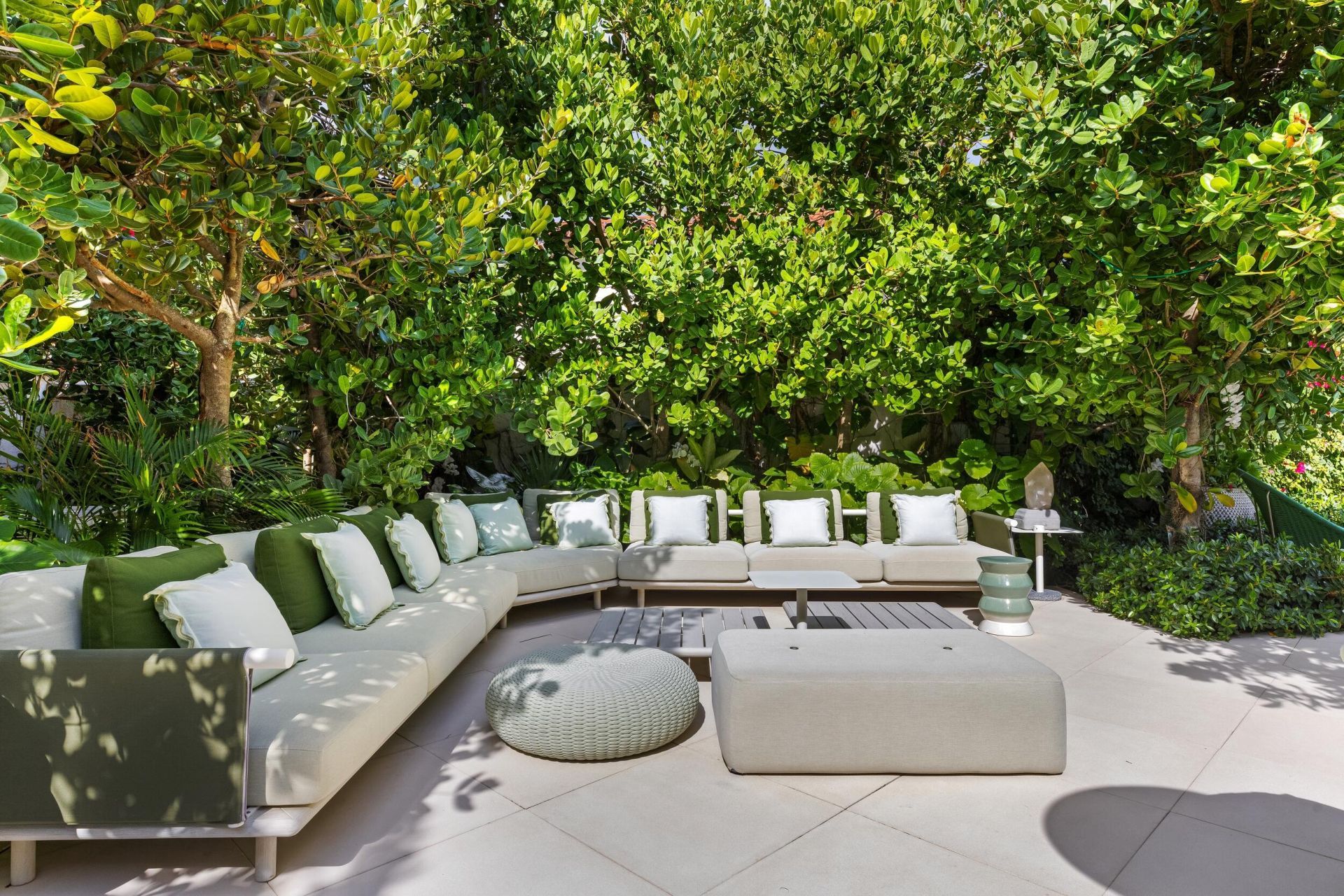 680 S Ocean Boulevard, Palm Beach, FL 33480 Photo