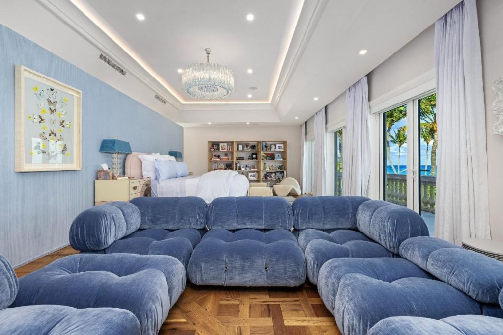 680 S Ocean Boulevard, Palm Beach, FL 33480 Photo