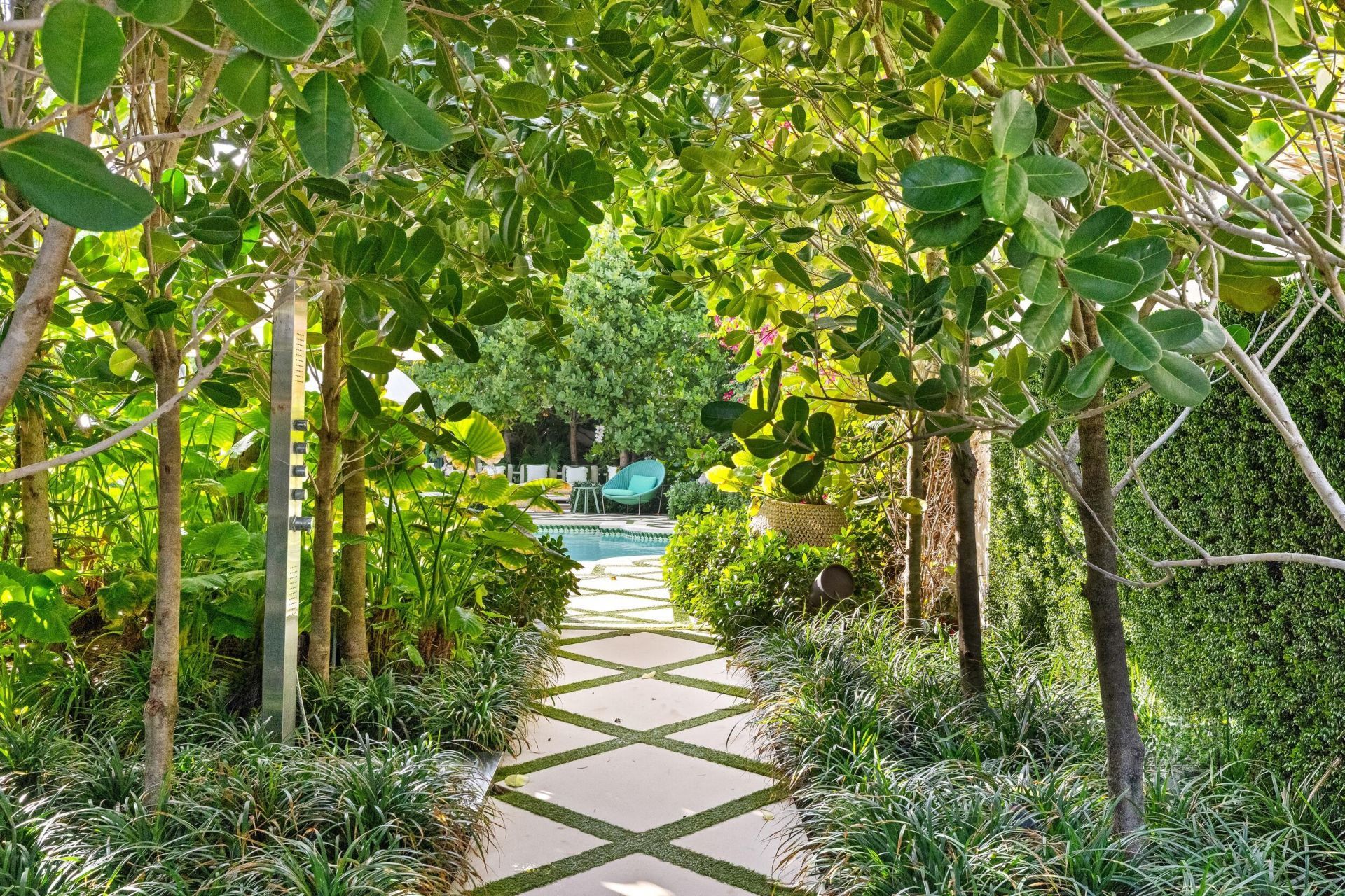 680 S Ocean Boulevard, Palm Beach, FL 33480 Photo