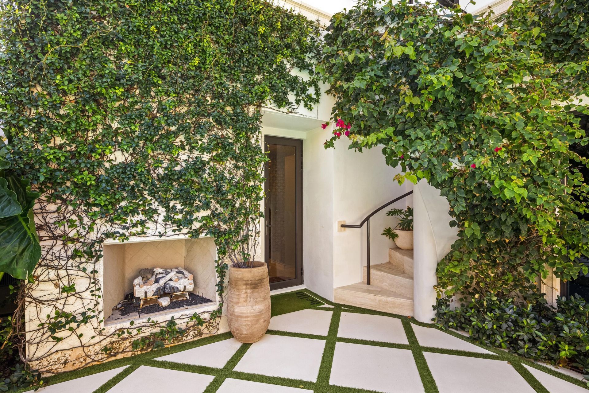 680 S Ocean Boulevard, Palm Beach, FL 33480 Photo