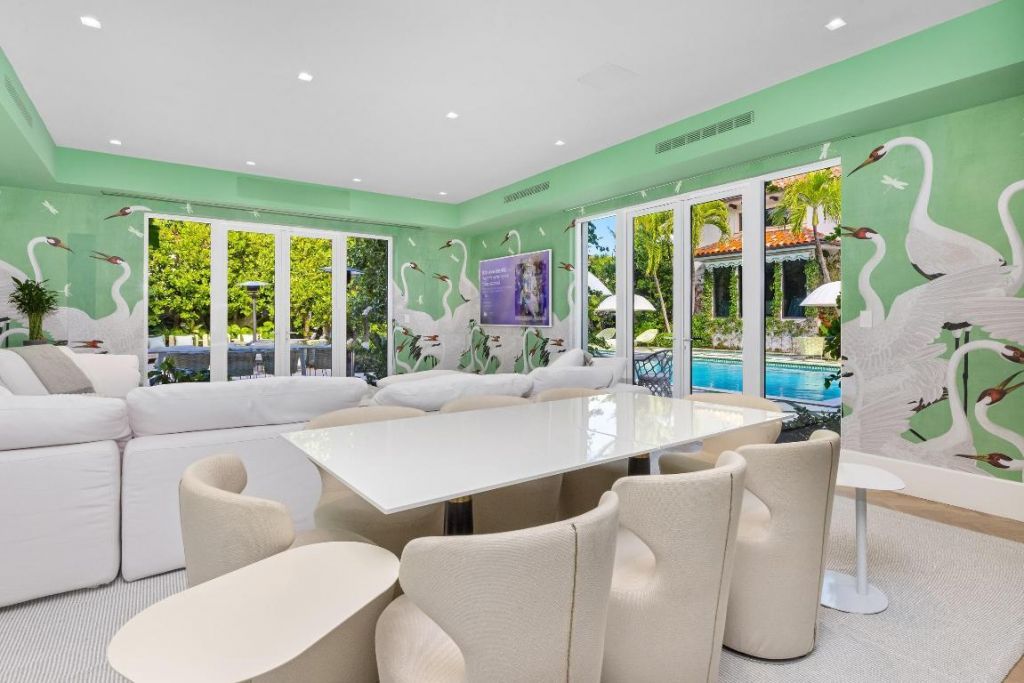 680 S Ocean Boulevard, Palm Beach, FL 33480 Photo