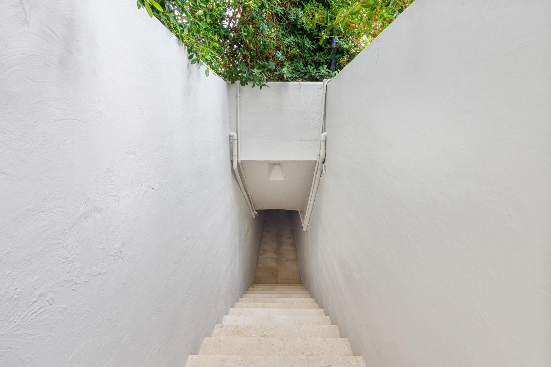 680 S Ocean Boulevard, Palm Beach, FL 33480 Photo