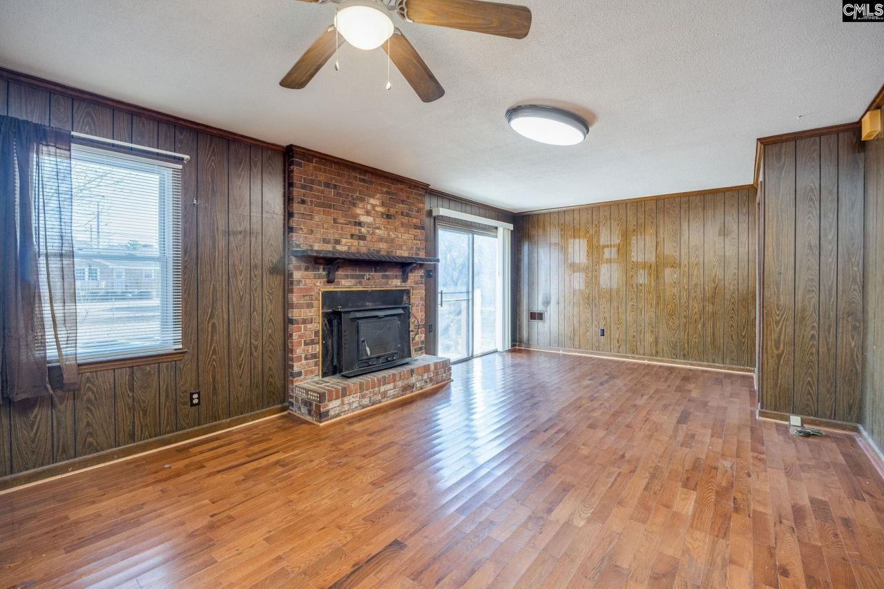 1924 Niagara Drive Photo 13