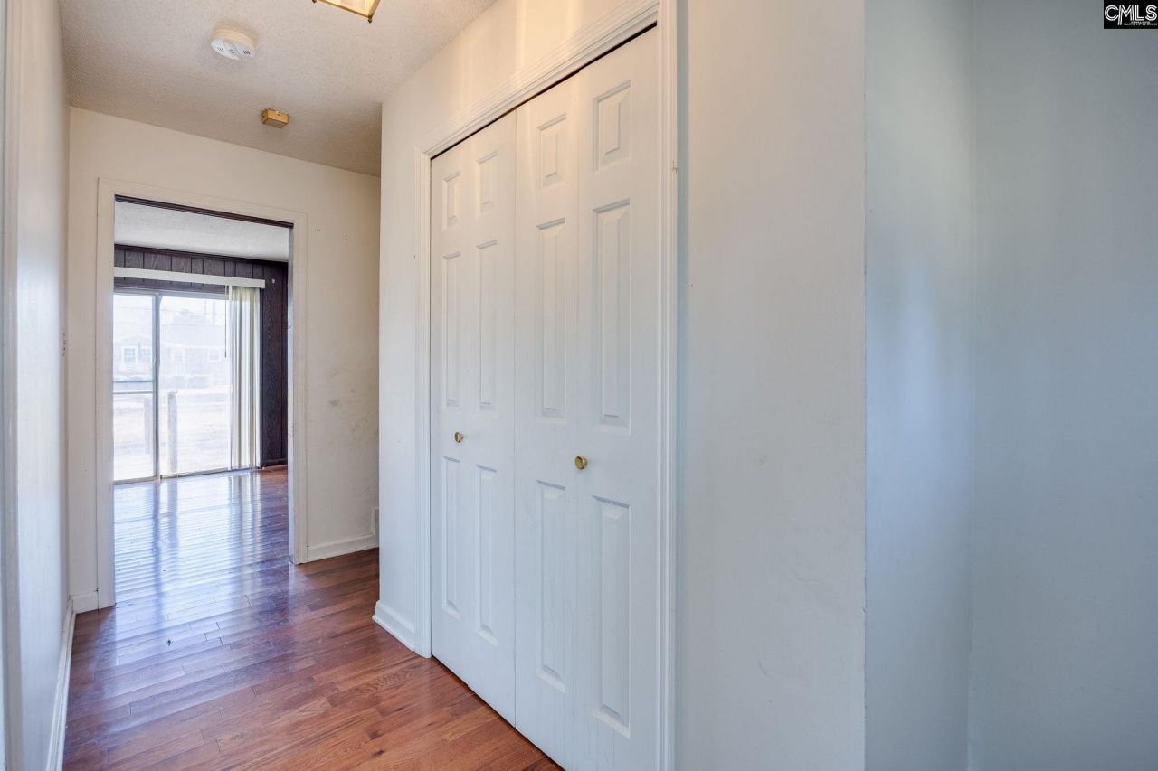 1924 Niagara Drive Photo 7