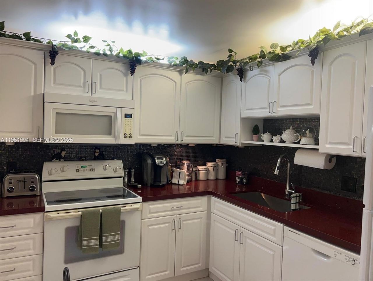 821 Cypress Blvd, Unit 312, Pompano Beach, FL 33069 Photo