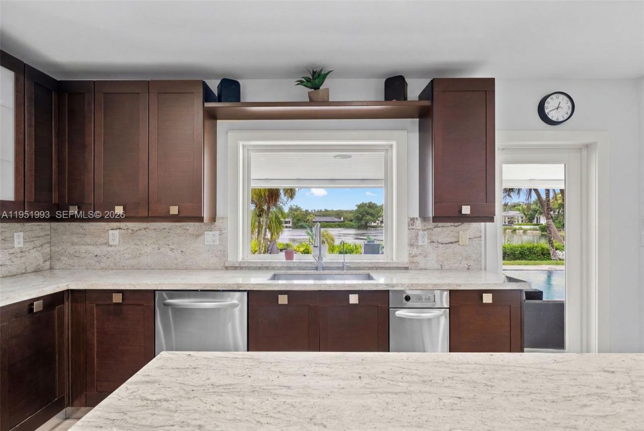 415 Rovino Ave, Coral Gables, FL 33156 Photo