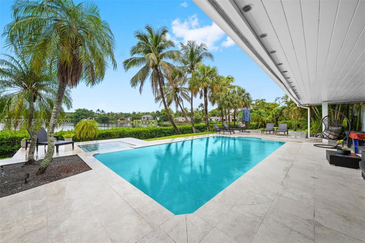 415 Rovino Ave, Coral Gables, FL 33156 Photo