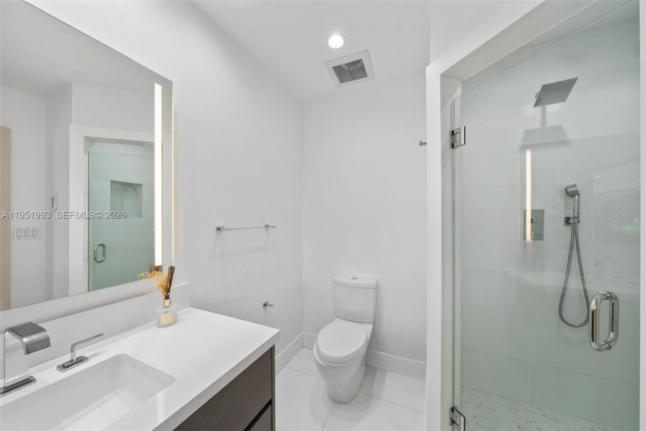 415 Rovino Ave, Coral Gables, FL 33156 Photo