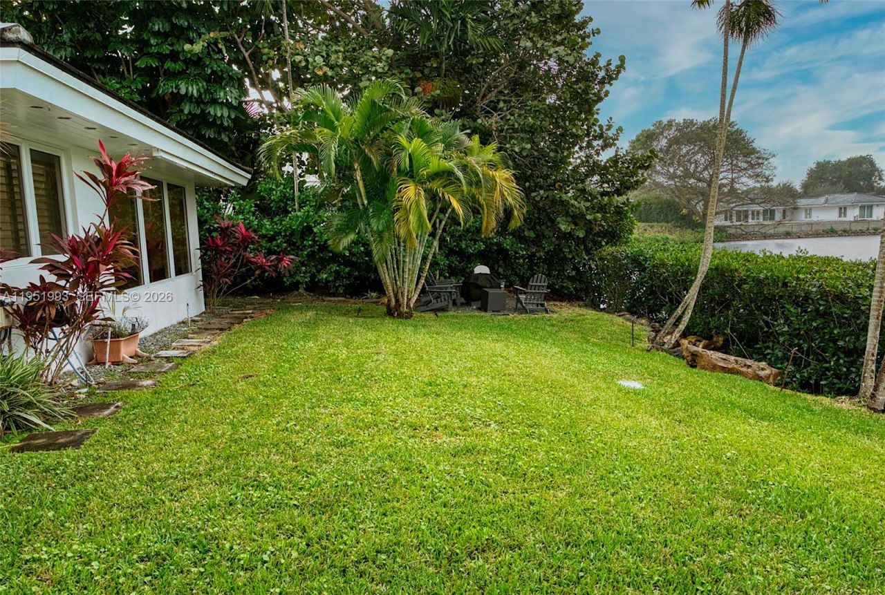 415 Rovino Ave, Coral Gables, FL 33156 Photo