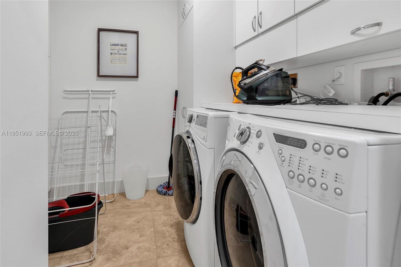 415 Rovino Ave, Coral Gables, FL 33156 Photo