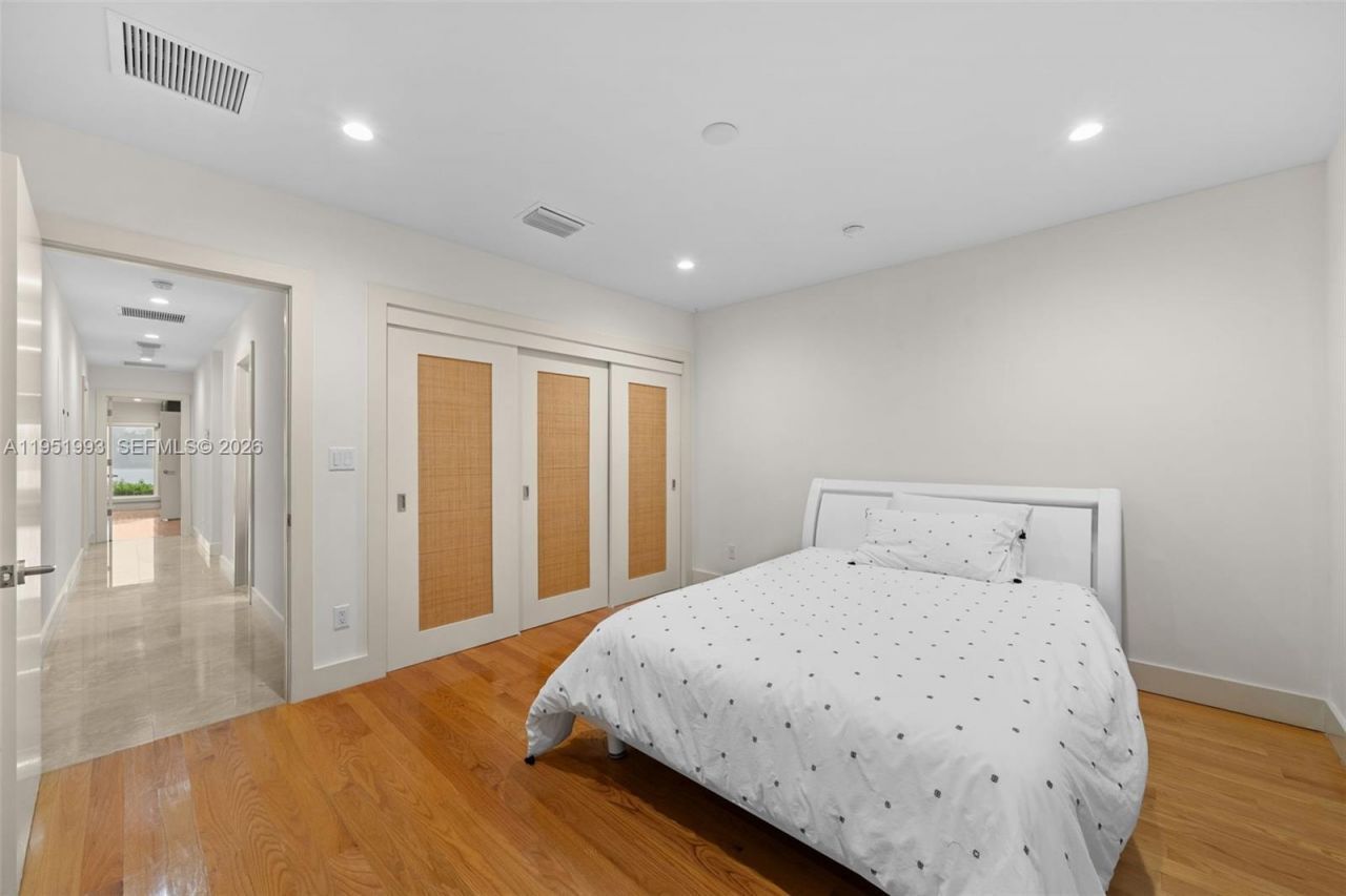 415 Rovino Ave, Coral Gables, FL 33156 Photo