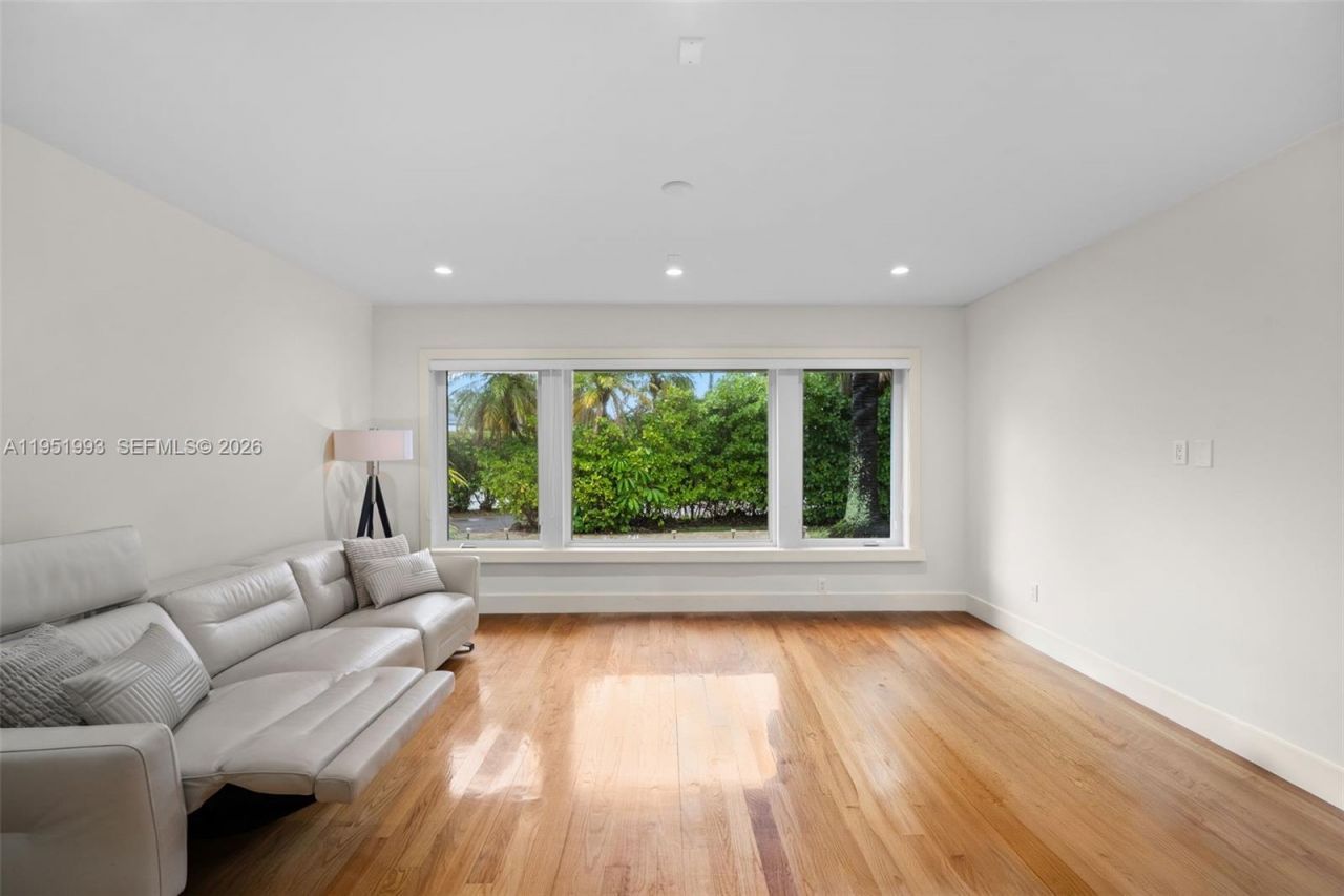 415 Rovino Ave, Coral Gables, FL 33156 Photo