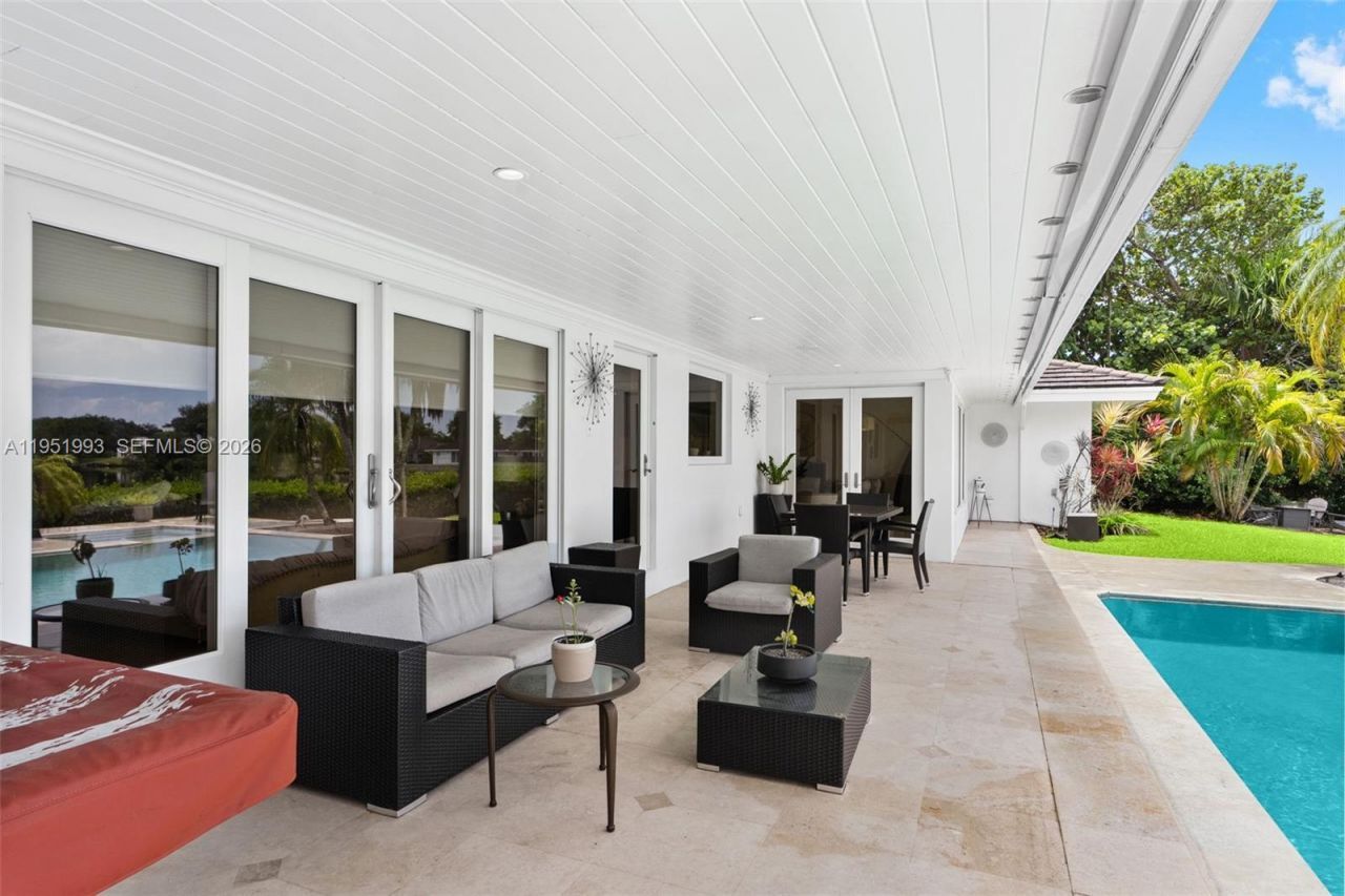 415 Rovino Ave, Coral Gables, FL 33156 Photo
