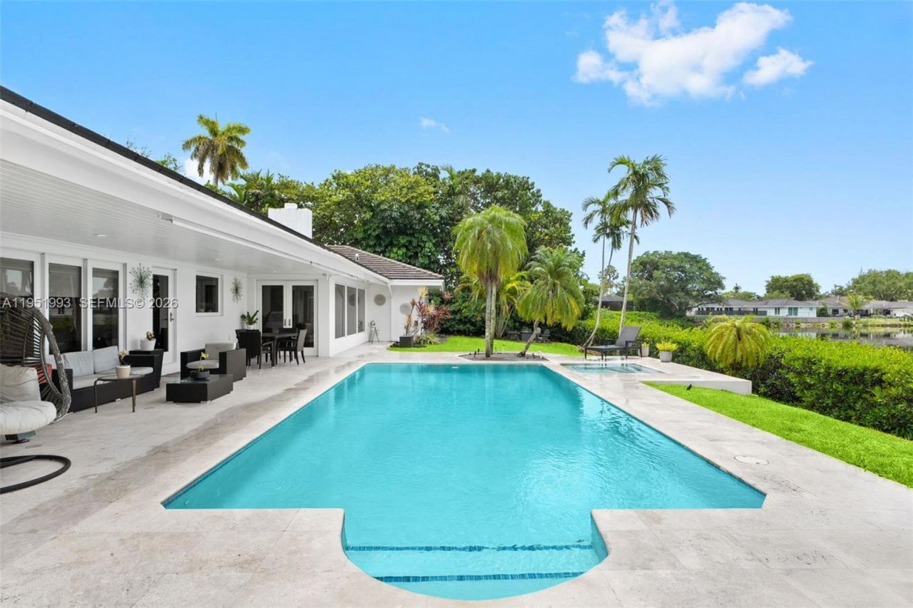 415 Rovino Ave, Coral Gables, FL 33156 Photo