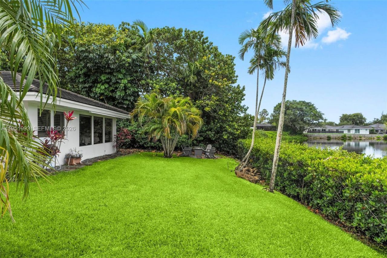 415 Rovino Ave, Coral Gables, FL 33156 Photo