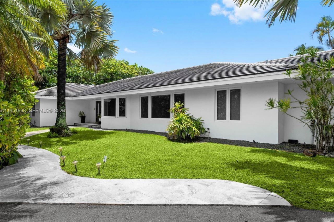 415 Rovino Ave, Coral Gables, FL 33156 Photo