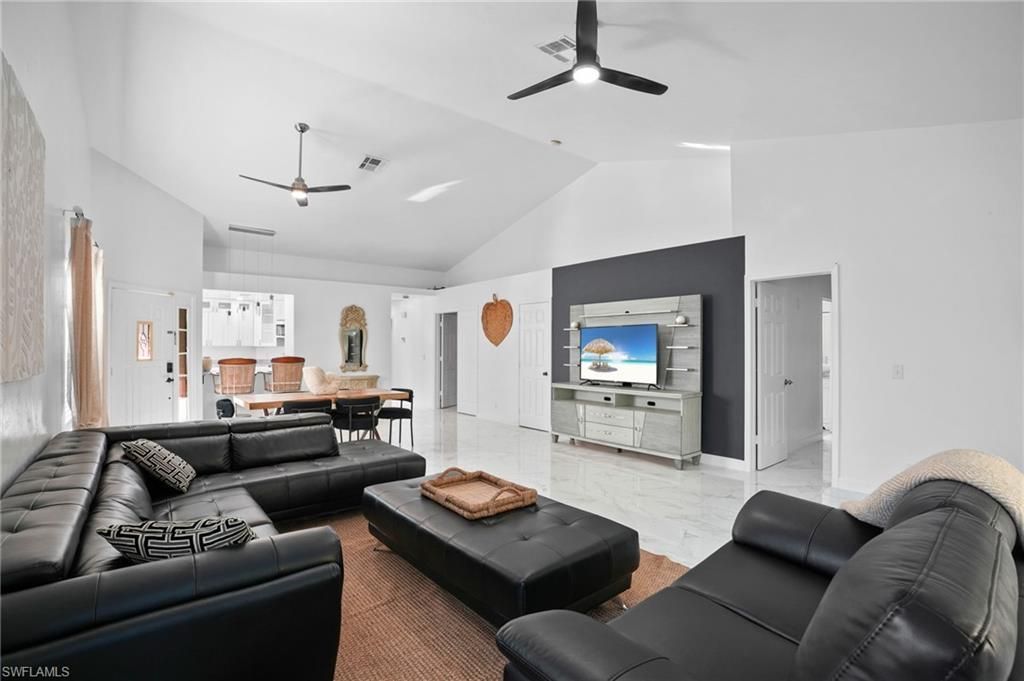 3141 Carriage Cir, Naples, FL 34105 Photo