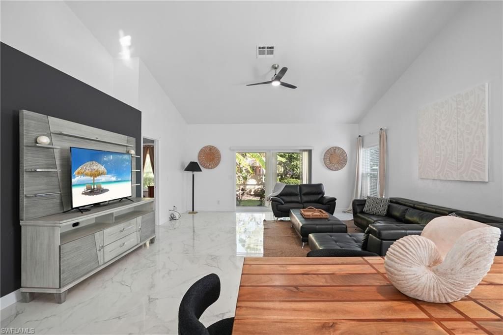 3141 Carriage Cir, Naples, FL 34105 Photo