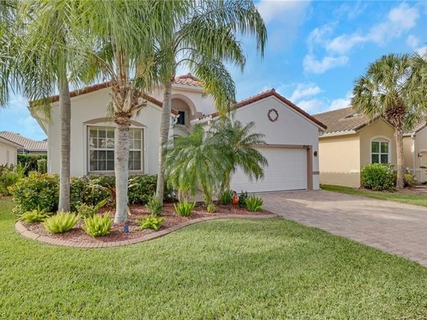9348 Sun River WAY, ESTERO, FL 33928