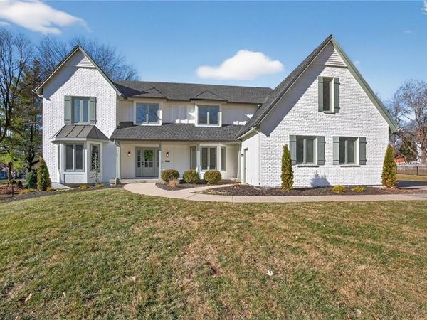 4912 W 114th Street, Leawood, KS 66211