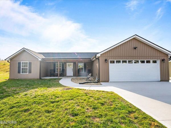 258 Old Middlesboro Hwy, LaFollette, TN 37766