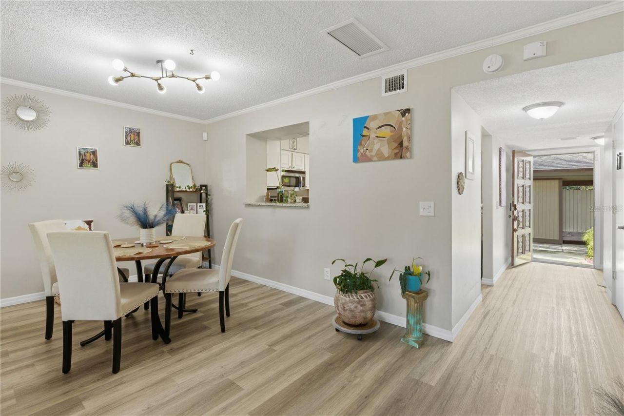 654 Lake Villas Drive, Unit 654, Altamonte Springs, FL 32701 Photo
