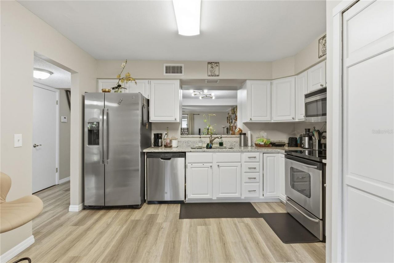 654 Lake Villas Drive, Unit 654, Altamonte Springs, FL 32701 Photo
