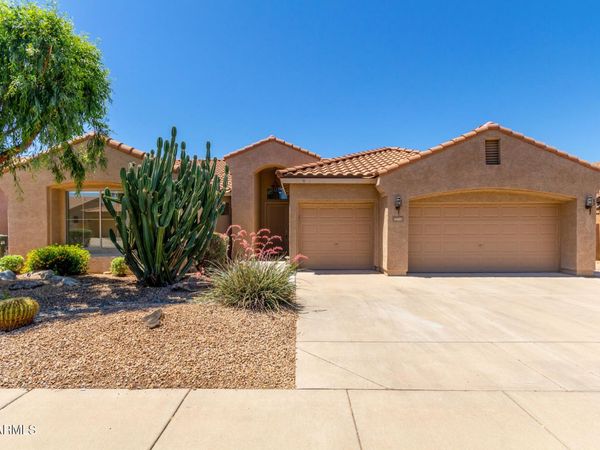 4327 E SANDS Drive, Phoenix, AZ 85050