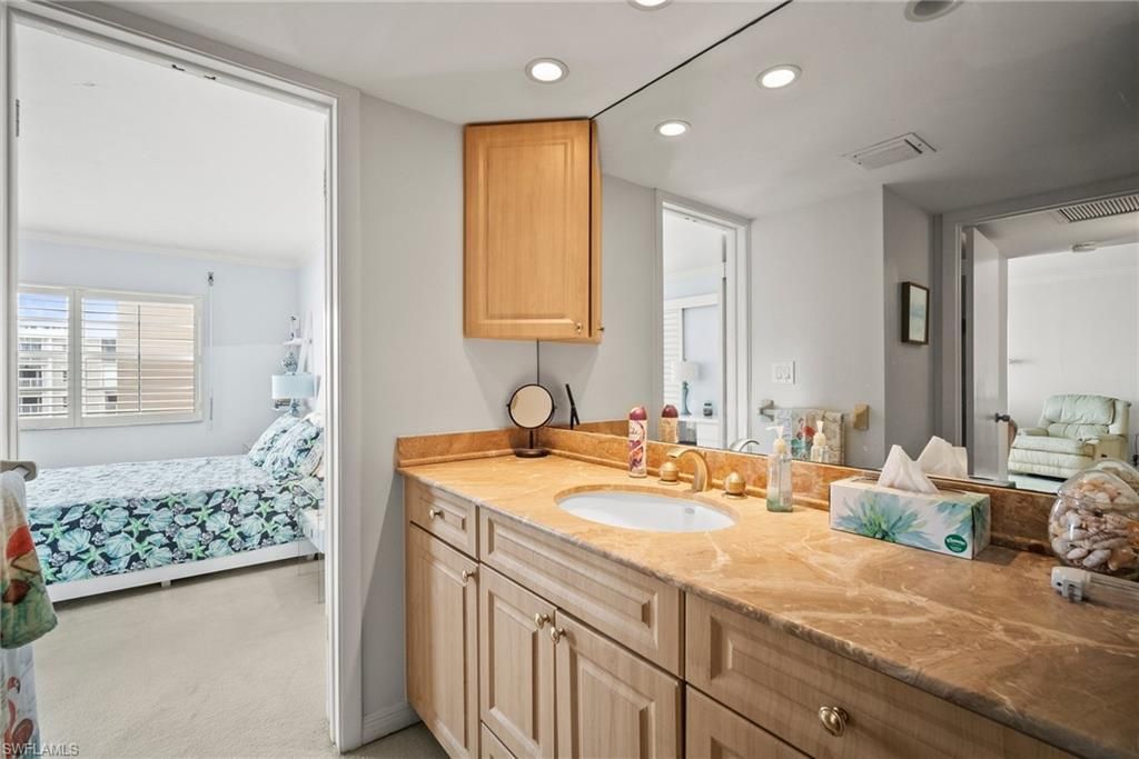 3443 Gulf Shore Blvd N, Unit 713, Naples, FL 34103 Photo