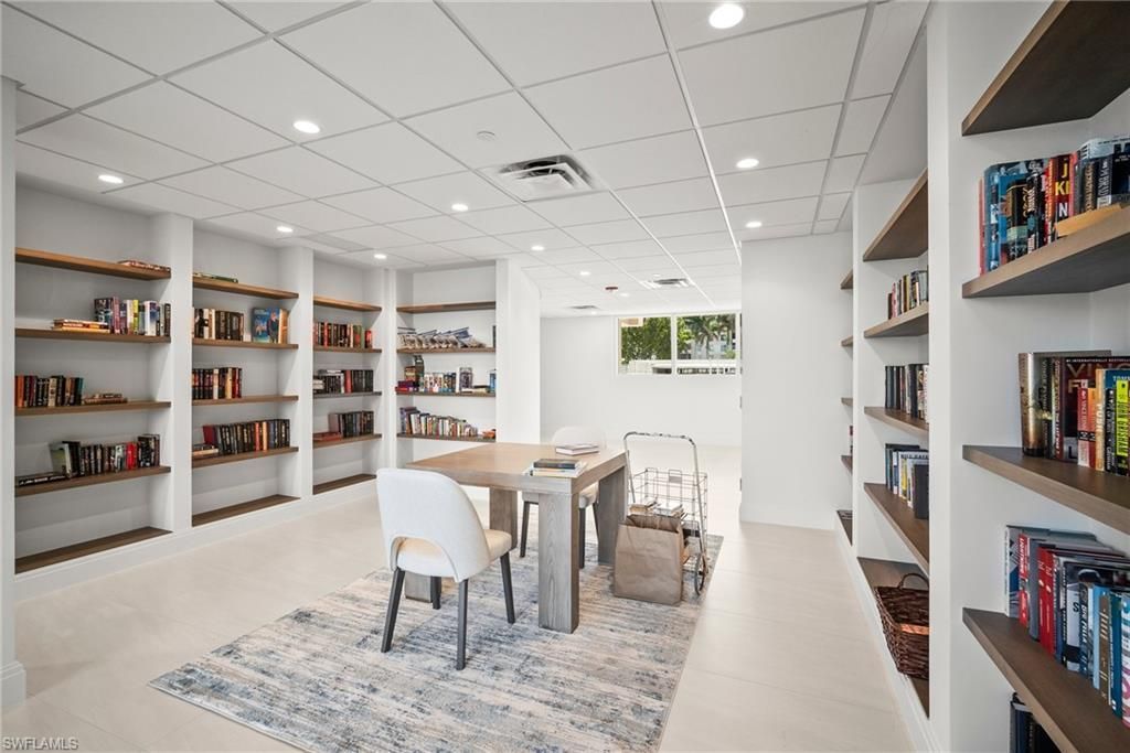 3443 Gulf Shore Blvd N, Unit 713, Naples, FL 34103 Photo