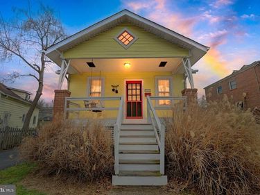 2403 BURKE AVENUE, ALEXANDRIA, VA 22301