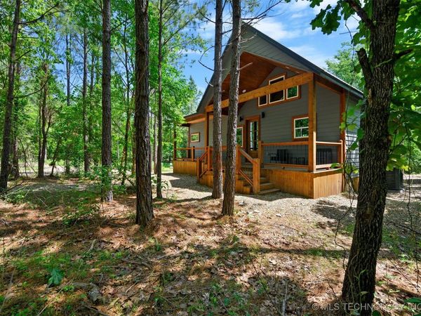 156 S Locust Trail , Broken Bow, OK 74728