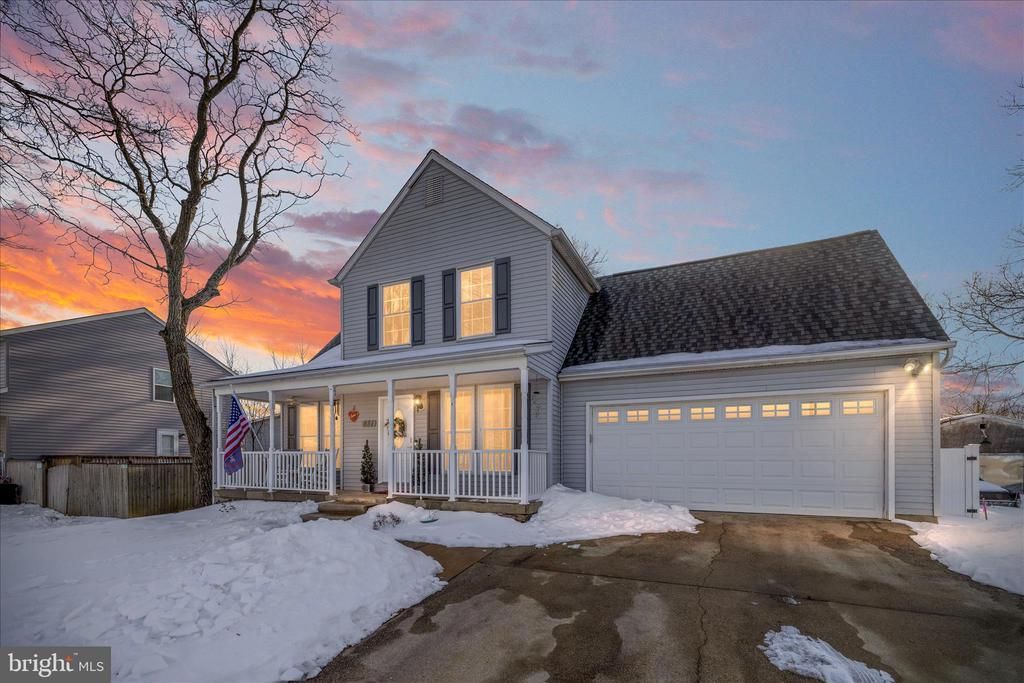 851 N Shore Drive, Glen Burnie, MD 21060 Main Photo