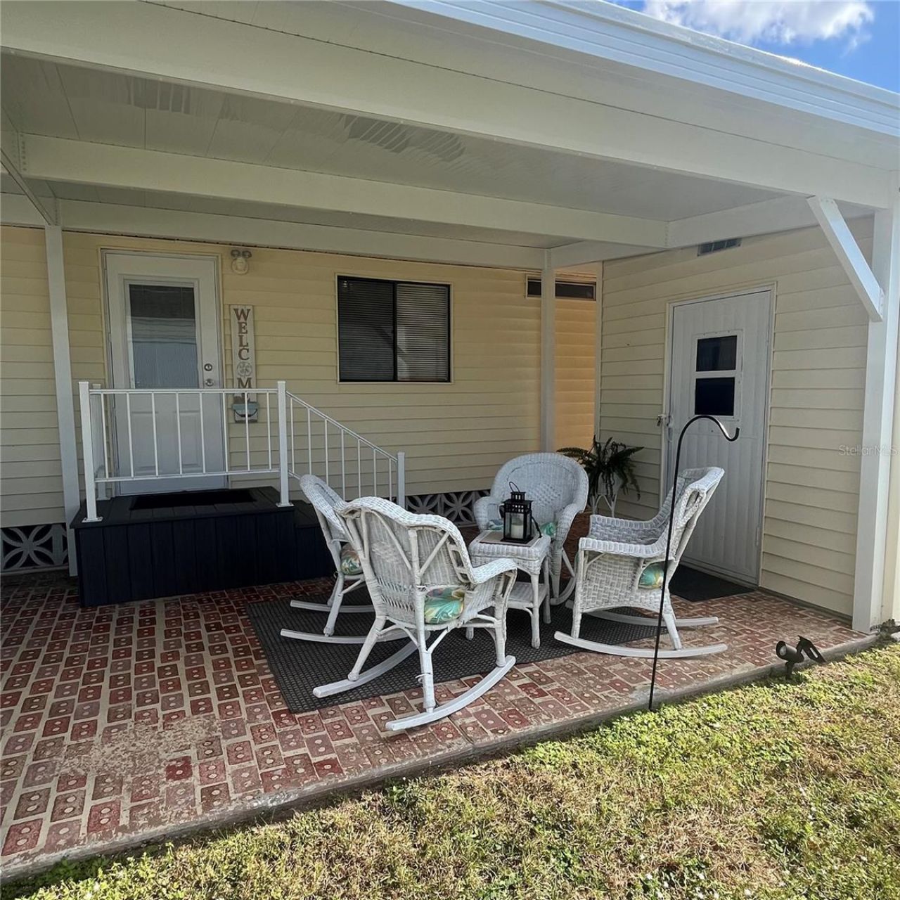 808 53rd Avenue E, Unit 209, Bradenton, FL 34203 Photo