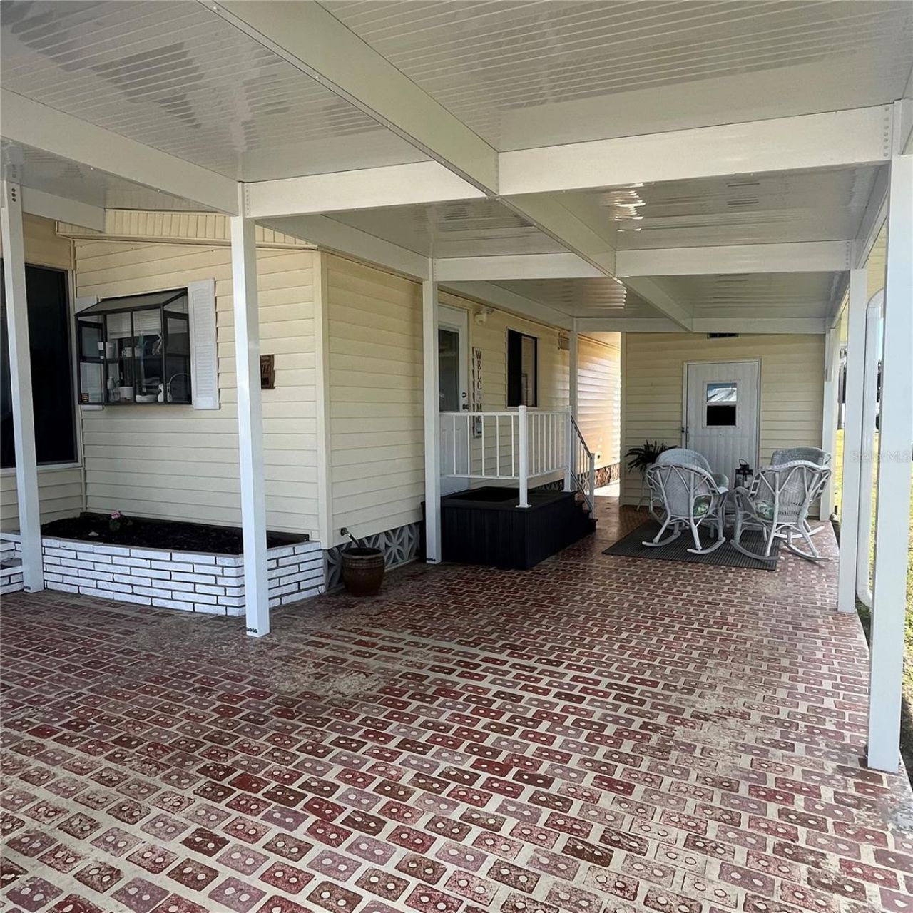 808 53rd Avenue E, Unit 209, Bradenton, FL 34203 Photo