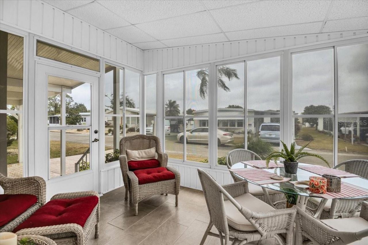 808 53rd Avenue E, Unit 209, Bradenton, FL 34203 Photo