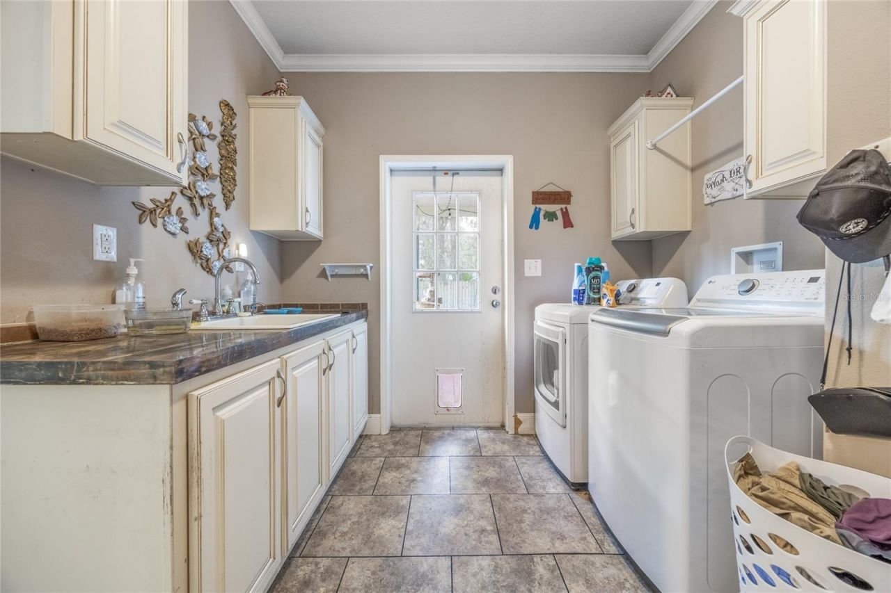 1085 State Road 100, Florahome, FL 32140 Photo