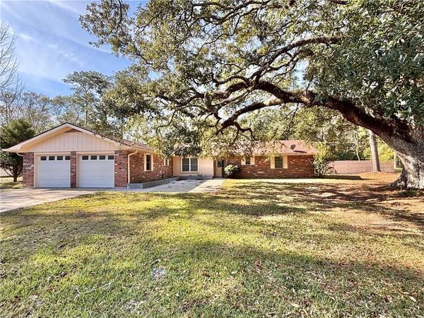 105 ATHENE Drive, Slidell, LA 70460