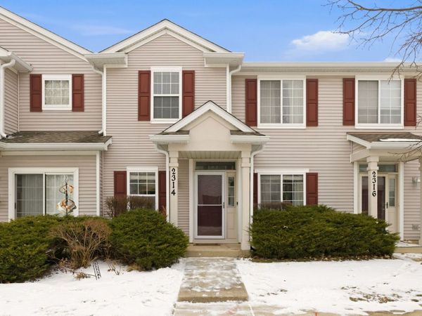 2314 Reflections Drive, Aurora, IL 60502