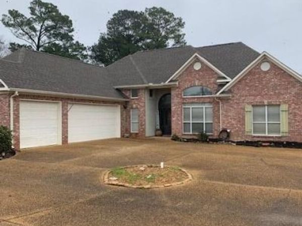 1450 Tara Lane, Terry, MS 39170