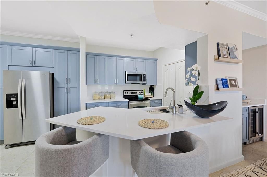 13010 Positano Cir, Unit 203, Naples, FL 34105 Main Photo