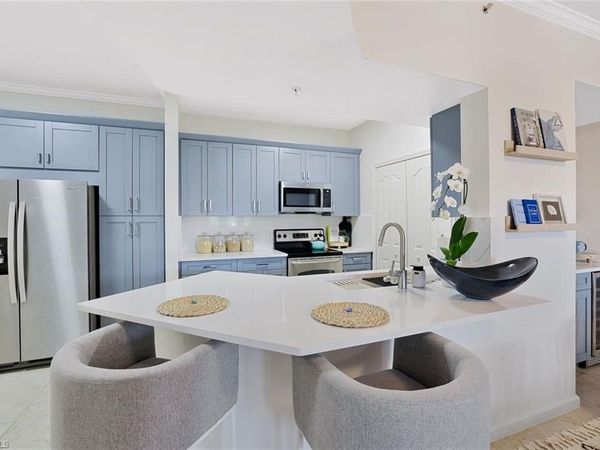 13010 Positano CIR, Unit 203, NAPLES, FL 34105