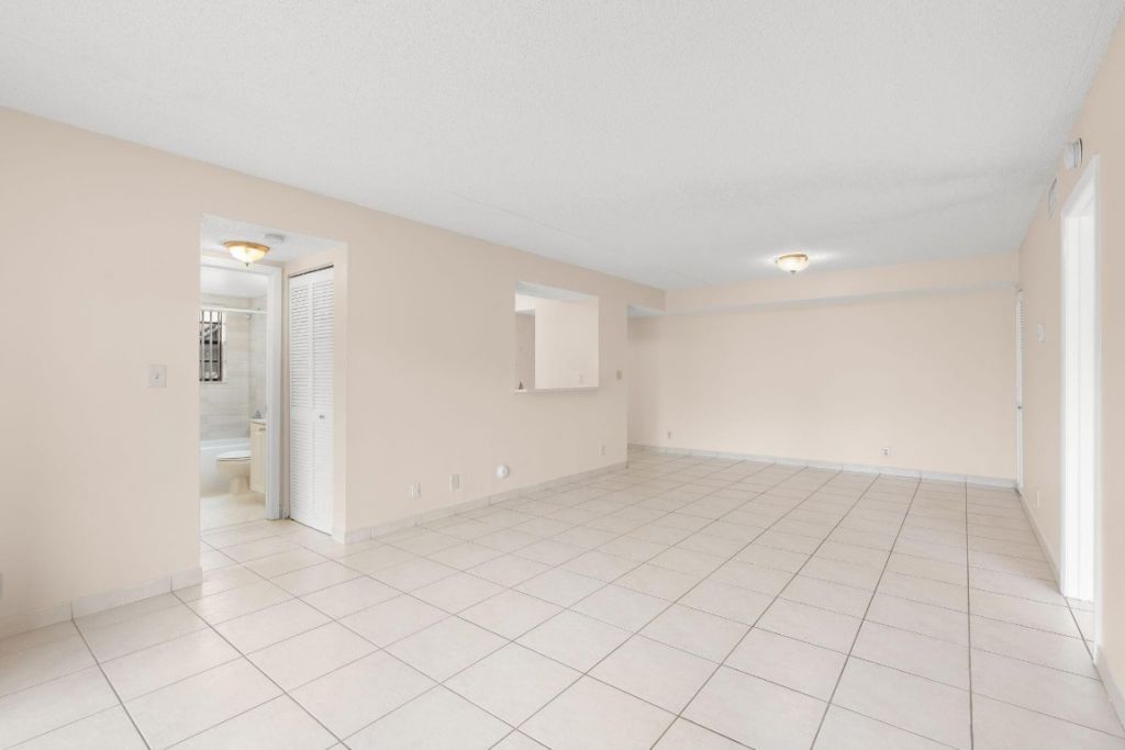 12264 N Royal Palm Boulevard, Unit A1, Coral Springs, FL 33065 Photo