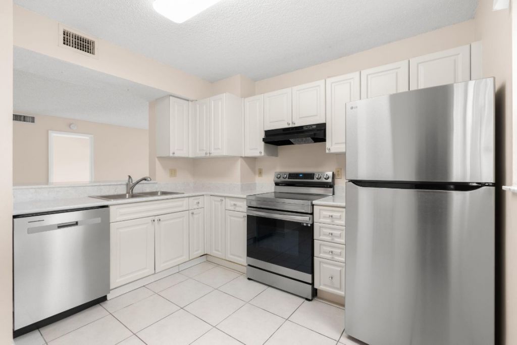 12264 N Royal Palm Boulevard, Unit A1, Coral Springs, FL 33065 Photo