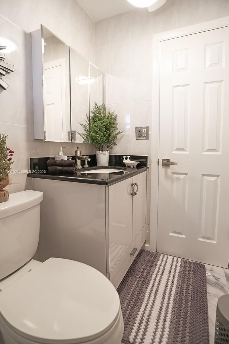 6570 Royal Palm Blvd, Unit 301J, Margate, FL 33063 Photo