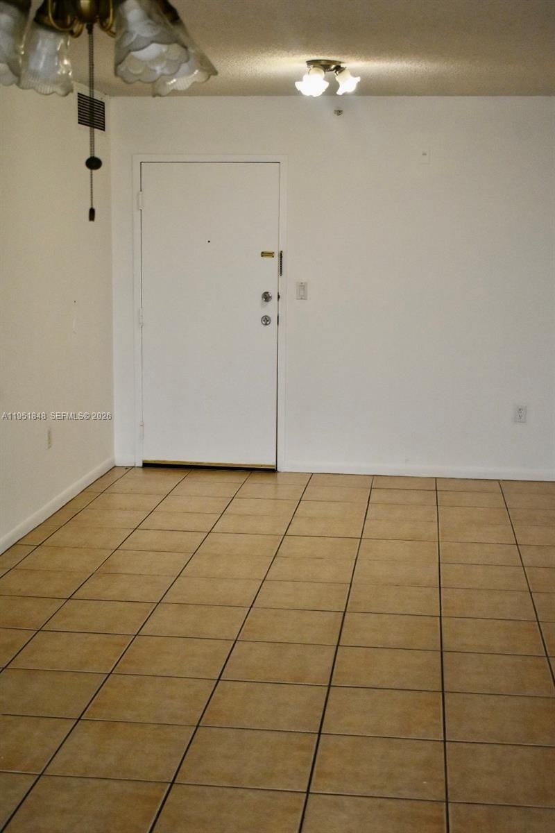 616 NW 26th Ave , Unit 210, Miami, FL 33125 Photo