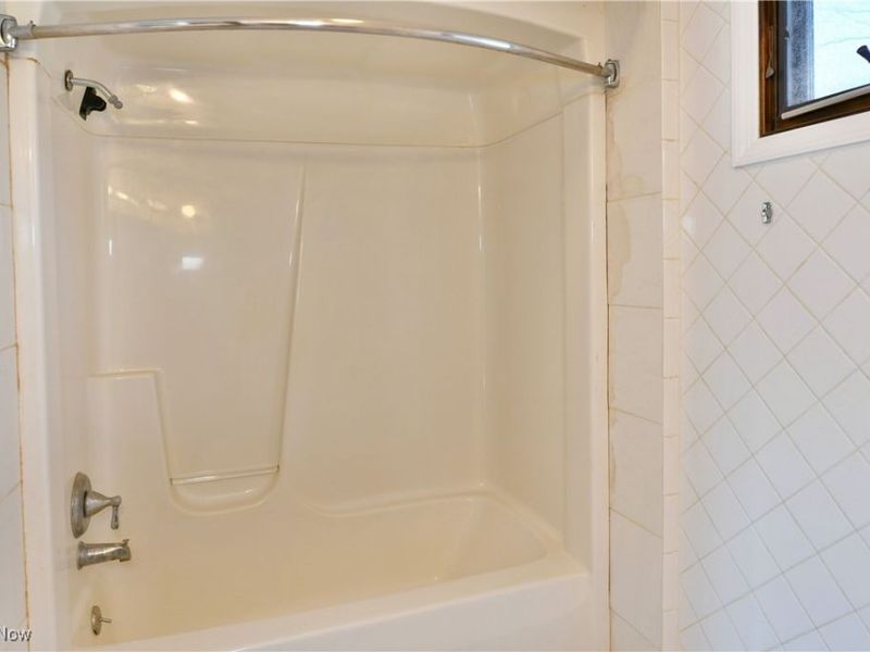 3578 Homewood Avenue, Hubbard, OH 44425 Photo 32