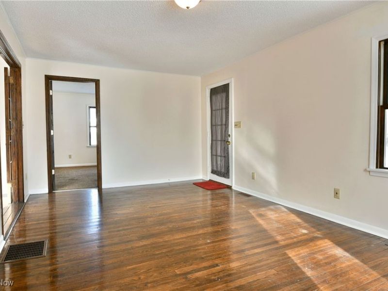 3578 Homewood Avenue, Hubbard, OH 44425 Photo 5