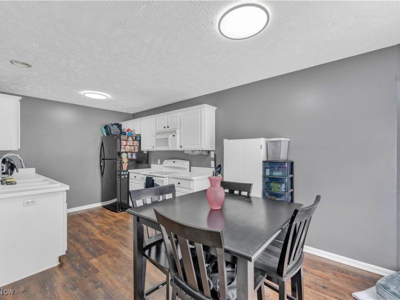 1033 Parsons Road, Grafton, OH 44044 Photo 8